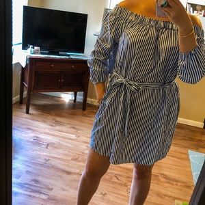 Gap Off-The-Shoulder Striped Dress (with POCKETS)